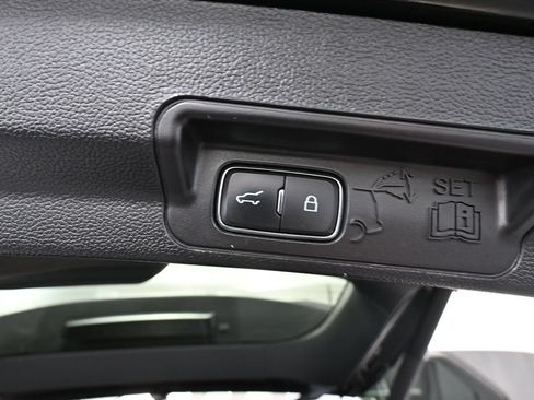 Used 2020 Ford Explorer Limited AWD/4WD image 44