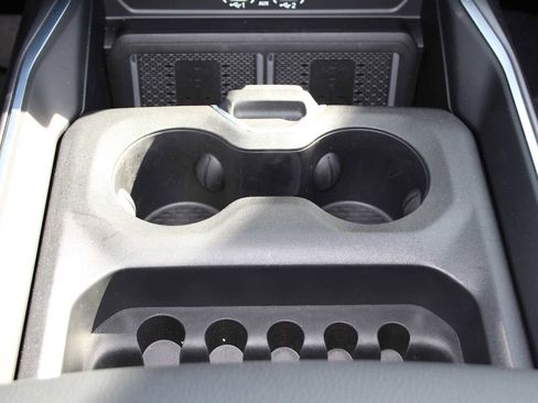 New 2025 RAM 2500 Big Horn AWD/4WD image 33