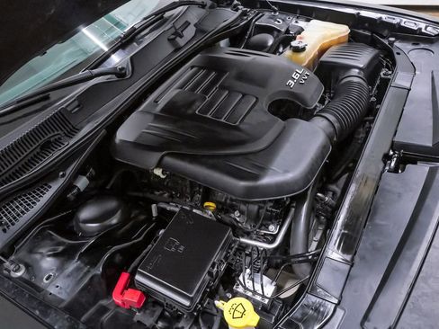 Used 2022 Dodge Challenger GT RWD image 30