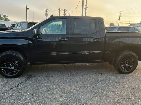 New 2026 Chevrolet Silverado 1500 RST w/ RST All Star Premium Package image 8