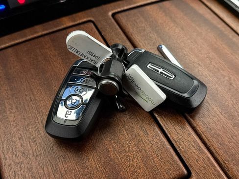 Used 2022 Lincoln Navigator L Black Label image 39