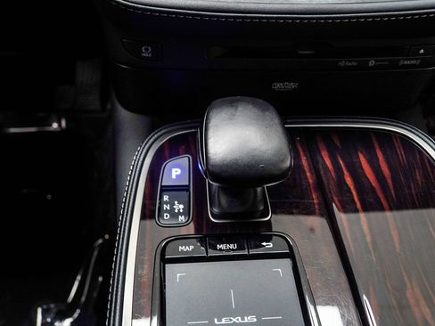 Used 2018 Lexus LS 500 w/ Interior Upgrade Package RWD image 23