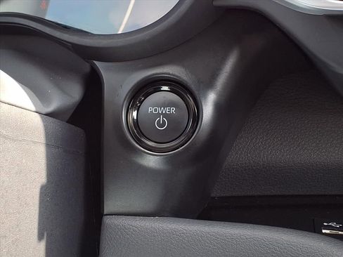 Used 2025 Toyota Sienna XSE w/ XSE Plus Package image 15