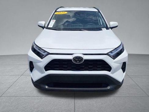 Used 2025 Toyota RAV4 XLE FWD image 19