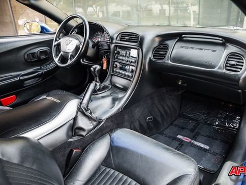 Used 2004 Chevrolet Corvette Z06 w/ Z06 Preferred Equipment Group image 15