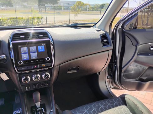 Used 2023 Mitsubishi Outlander Sport LE image 39