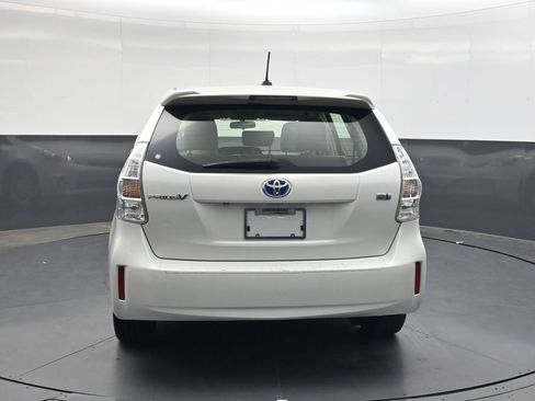 Used 2014 Toyota Prius V Three FWD image 5