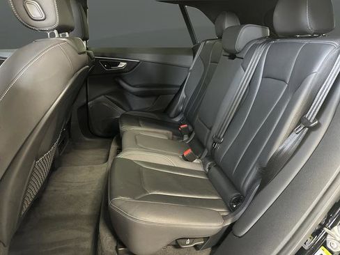 Used 2020 Audi Q8 Premium w/ Black Optic Package image 29