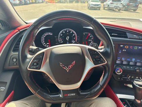 Used 2016 Chevrolet Corvette Z06 w/ 3LZ Preferred Equipment Group RWD image 15