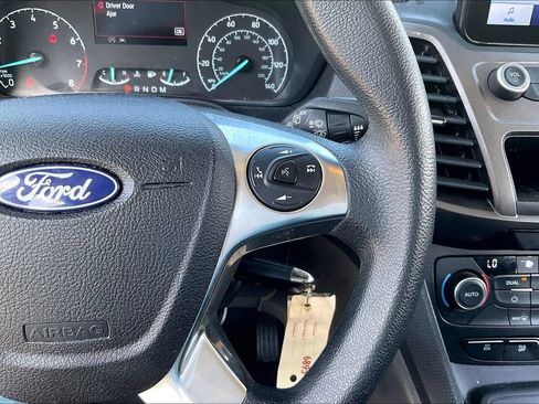 Used 2022 Ford Transit Connect XLT FWD image 12