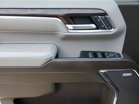 Used 2023 GMC Sierra 1500 SLT w/ SLT Premium Plus Package image 18