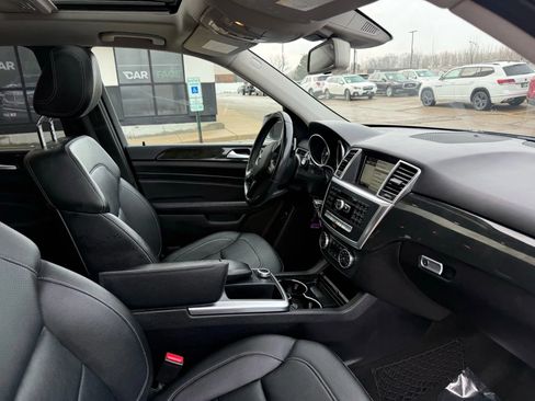 Used 2015 Mercedes-Benz ML 350 ML 350 4MATIC Sport Utility 4D image 26
