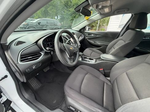 Used 2023 Chevrolet Malibu LS w/ Driver Confidence Package FWD image 19