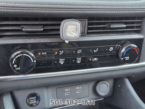 Used 2025 Nissan Rogue S AWD/4WD image 21