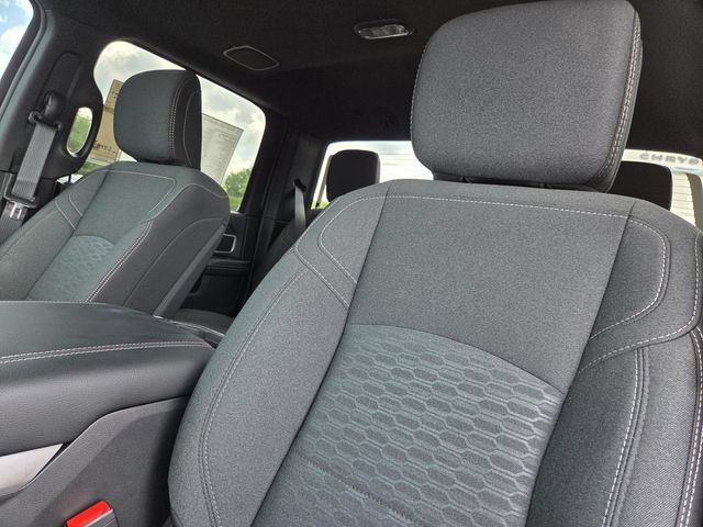 New 2026 RAM 2500 Lone Star AWD/4WD image 24
