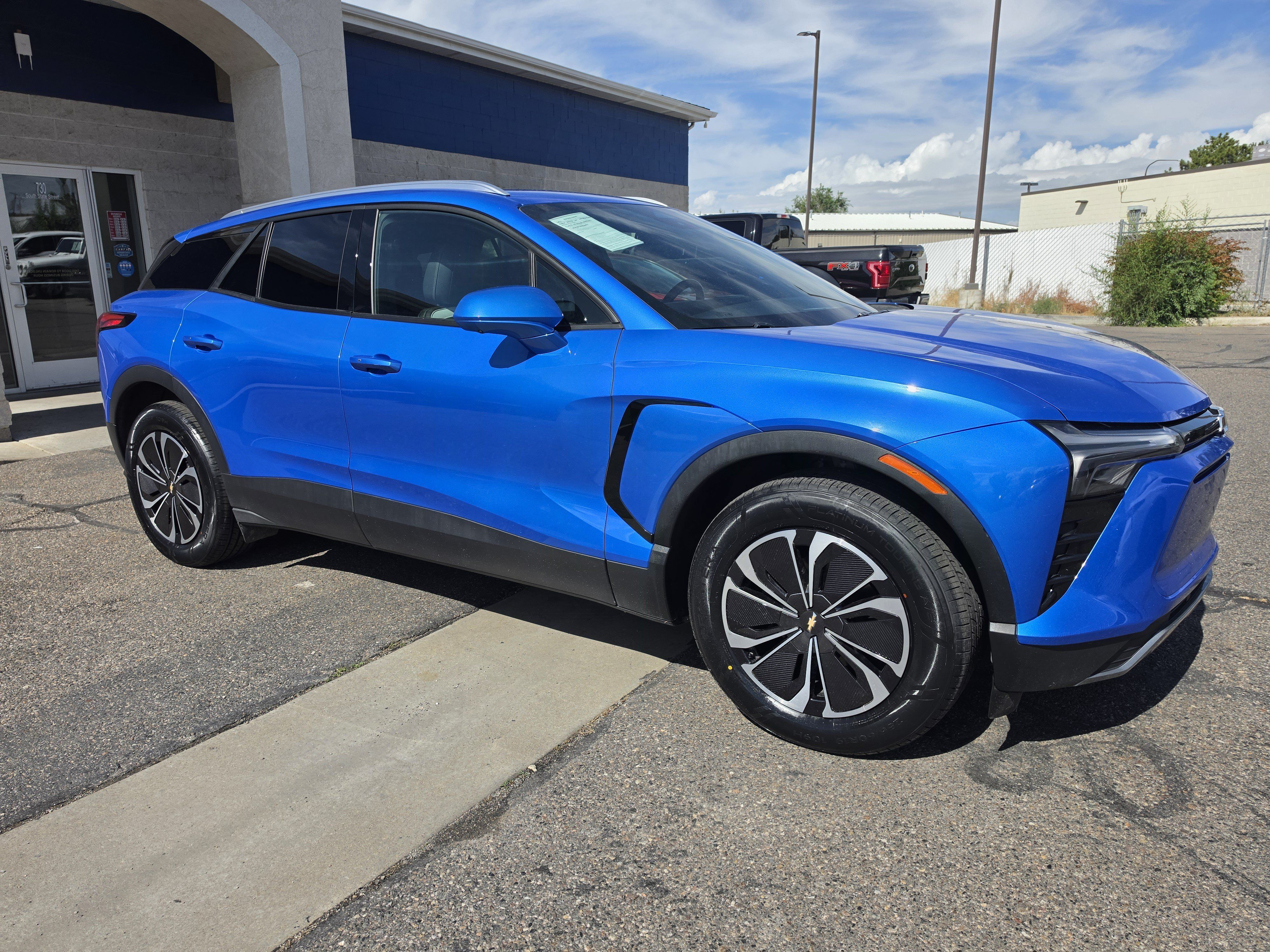Used 2024 Chevrolet Blazer EV LT AWD/4WD image 9