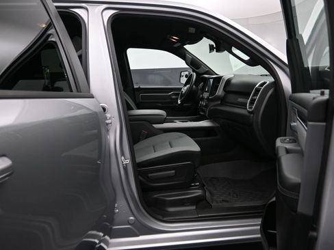Used 2022 RAM 1500 Big Horn AWD/4WD image 25