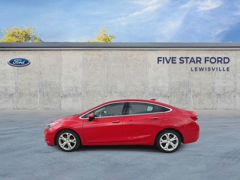 Used 2017 Chevrolet Cruze Premier FWD image 5