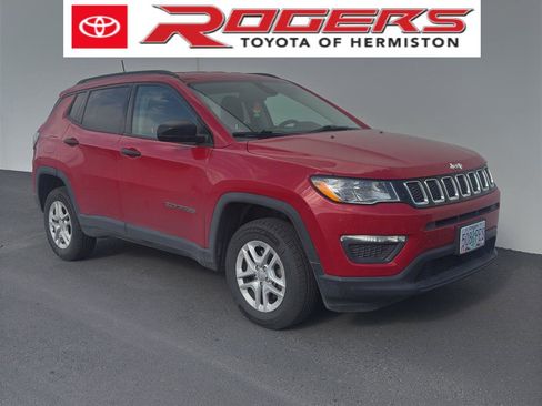 Used 2018 Jeep Compass Sport w/ Tech Group AWD/4WD image 1