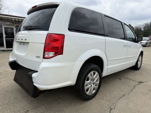 Used 2015 Dodge Grand Caravan SE w/ Quick Order Package 29E SE image 5