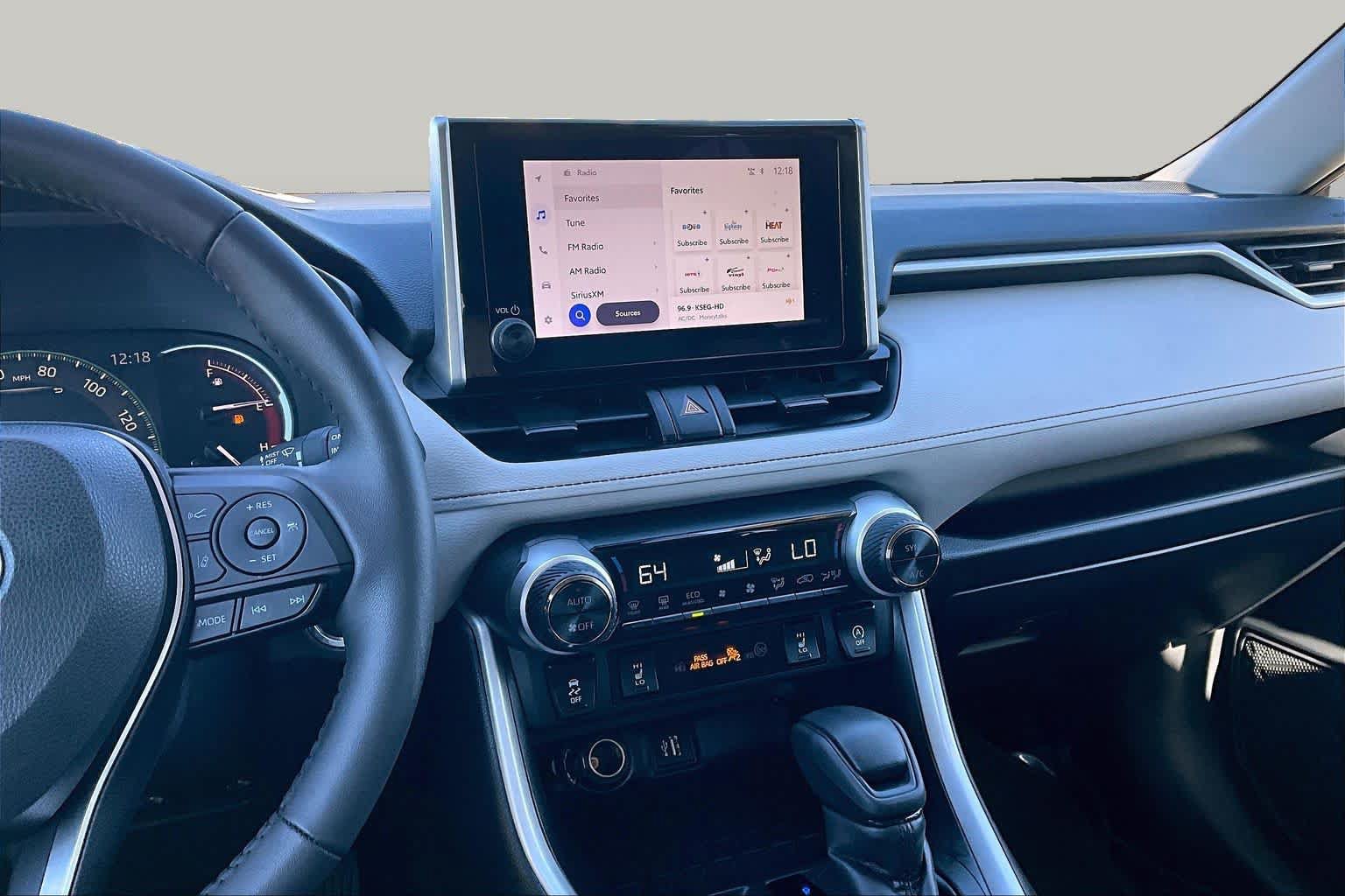 Certified 2025 Toyota RAV4 XLE w/ Convenience Package AWD/4WD image 6
