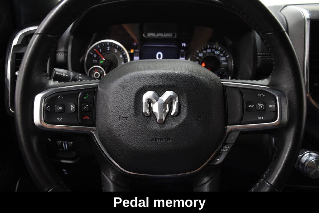 Used 2023 RAM 1500 Laramie AWD/4WD image 17