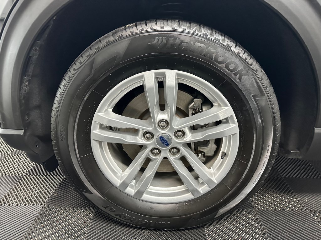 Used 2022 Ford Explorer XLT AWD/4WD image 39