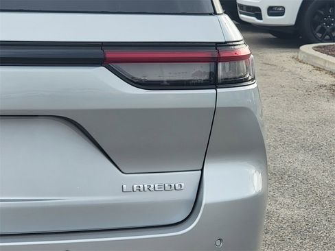 New 2025 Jeep Grand Cherokee Laredo X image 6