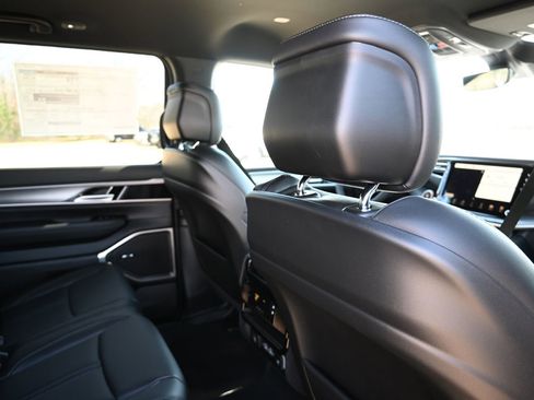 New 2026 Jeep Grand Wagoneer L w/ HD Trailer Tow Package image 24