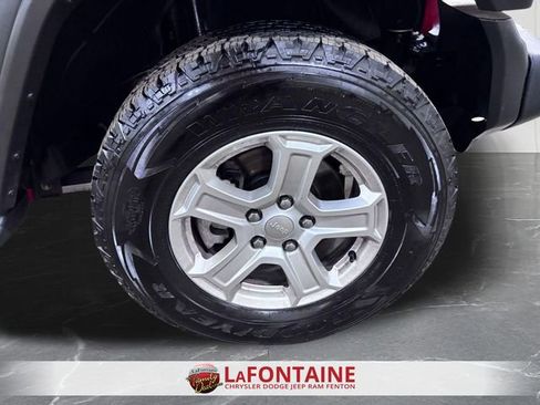 Used 2019 Jeep Wrangler Unlimited Sport S image 29