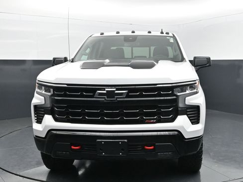 Used 2024 Chevrolet Silverado 1500 LT Trail Boss w/ Convenience Package II AWD/4WD image 8