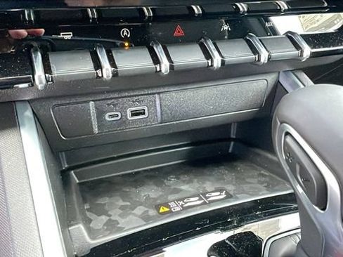 New 2026 Chevrolet Colorado LT w/ LT Convenience Package RWD image 17