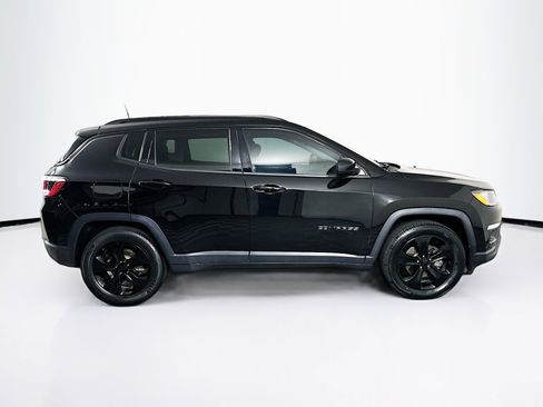 Used 2018 Jeep Compass Altitude image 10