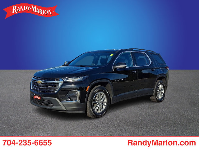 Used 2023 Chevrolet Traverse LT FWD image 1