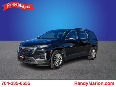Used 2023 Chevrolet Traverse LT