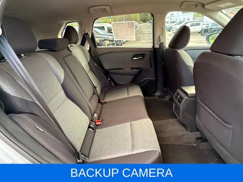 Used 2023 Nissan Rogue SV AWD/4WD image 16