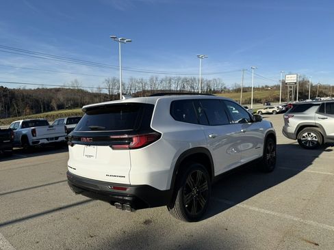 New 2026 GMC Acadia Elevation w/ Elevation Premium Package image 5