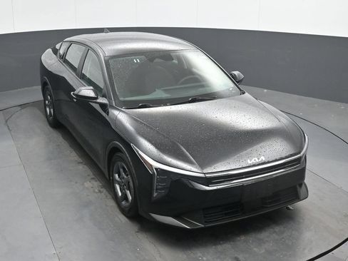 Used 2025 Kia K4 FWD image 30