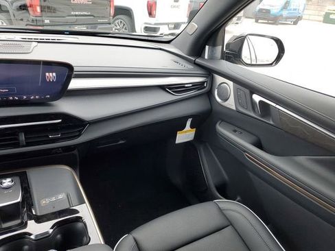 New 2026 Buick Enclave Avenir w/ Super Cruise Package image 15