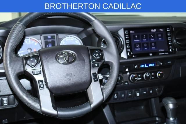 Used 2021 Toyota Tacoma TRD Sport w/ TRD Premium Sport Package AWD/4WD image 20