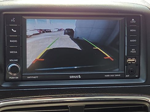 Used 2019 Dodge Grand Caravan SXT image 10