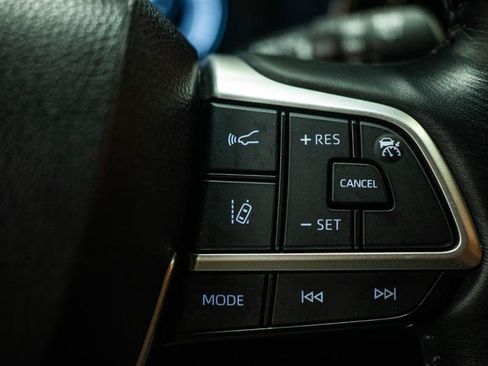 Used 2023 Toyota Highlander Platinum AWD/4WD image 20