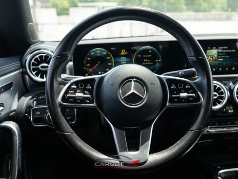Used 2020 Mercedes-Benz CLA 250 w/ Premium Package image 23