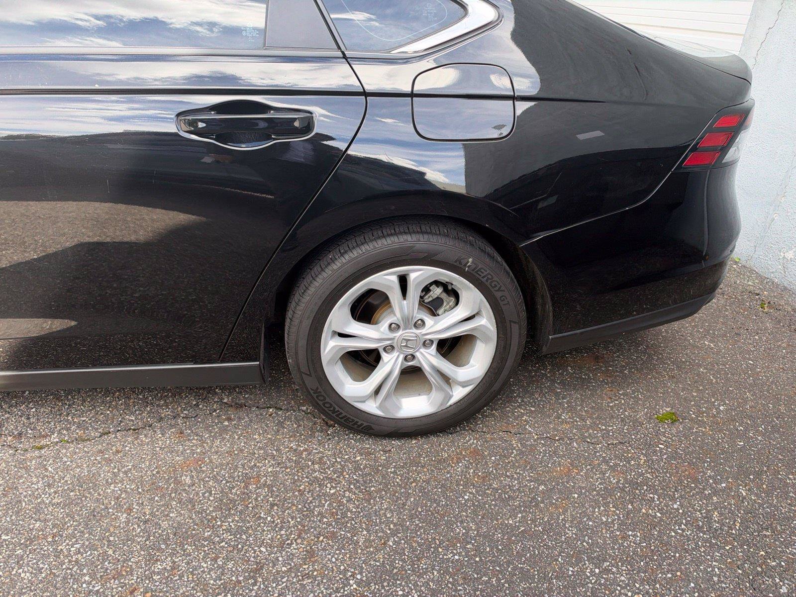 Certified 2024 Honda Accord LX image 3