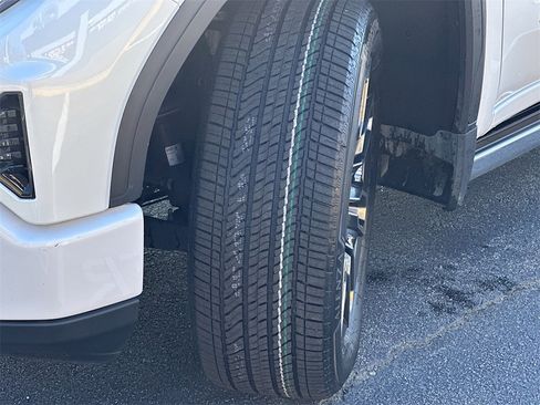 Used 2024 GMC Sierra 1500 Denali Ultimate image 25