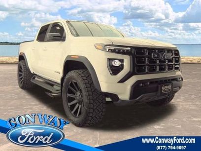 Used 2025 GMC Canyon AT4