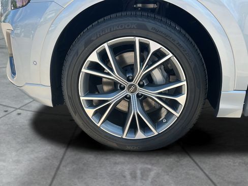 New 2026 Audi Q8 Premium Plus AWD/4WD image 25