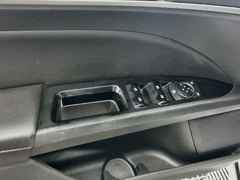 Used 2013 Ford Fusion SE FWD image 15