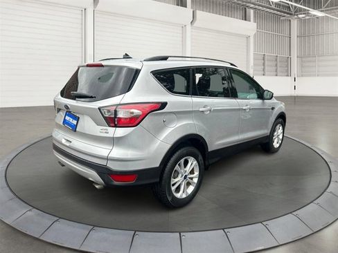 Used 2018 Ford Escape SEL w/ Ford Safe & Smart Package AWD/4WD image 5