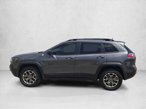 Used 2022 Jeep Cherokee Trailhawk w/ Sun, Sound & Nav Group AWD/4WD image 8